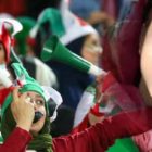 فوتبال ایران و کره جنوبی زیر سایه دختر آبی!