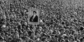 یک ملت به استقبال ایت ااه خمینی رفتند