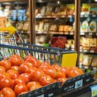 پزشکیان برای افزایش شدید قیمت مواد غذایی خیز برداشته است