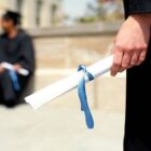 وقتی پزشکان و فارغالتحصیلان پزشکی به گروگان گرفته میشوند